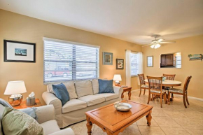 Charming 2BR Lake Worth Condo Steps from the Water